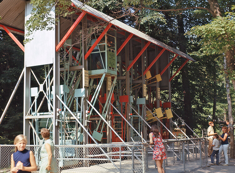 1964 - Flying Cages