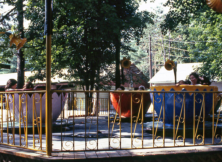1986 - Tea Cups