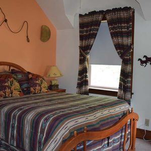 Latorre House - Westward Ho Room