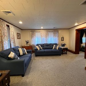 Latorre House - Efficiency Apartment - Living Room